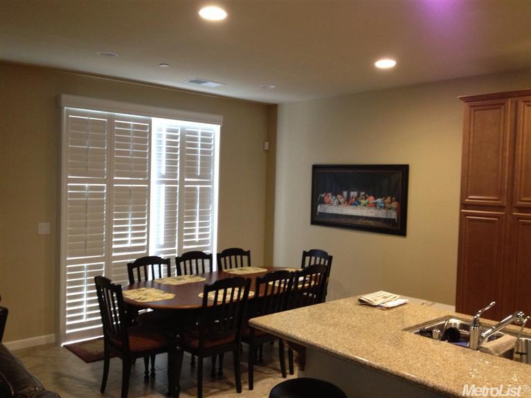 1424 Marigold, Patterson, CA 95363 photo 3