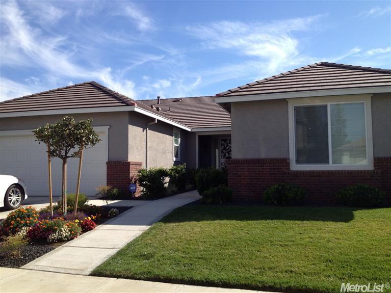 1424 Marigold, Patterson, CA 95363 photo 1