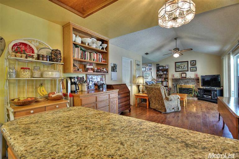 7845 Gull Way, Antelope, CA 95843 photo 9
