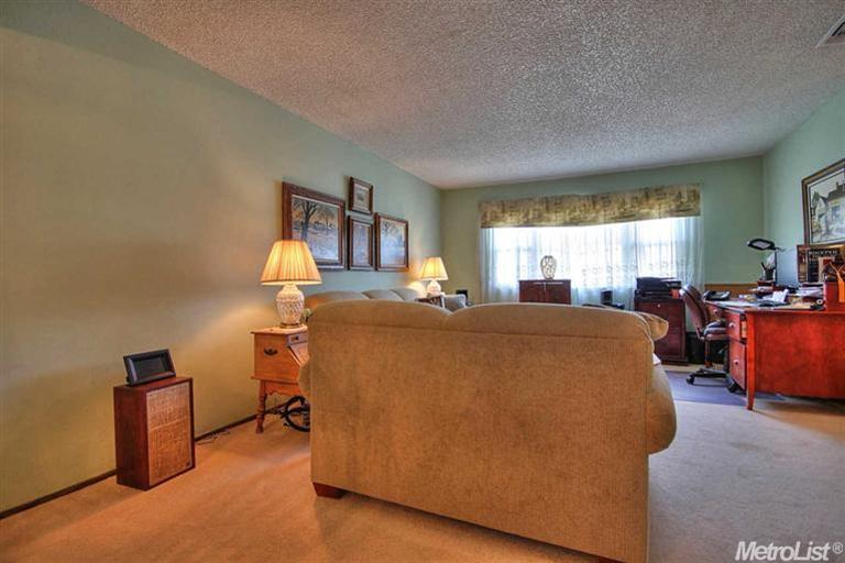 7845 Gull Way, Antelope, CA 95843 photo 3