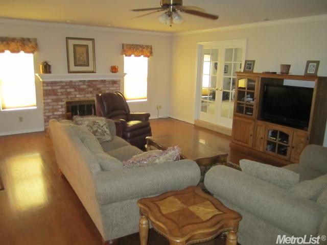 2224 Grenoble Dr, Lodi, CA 95242 photo 12
