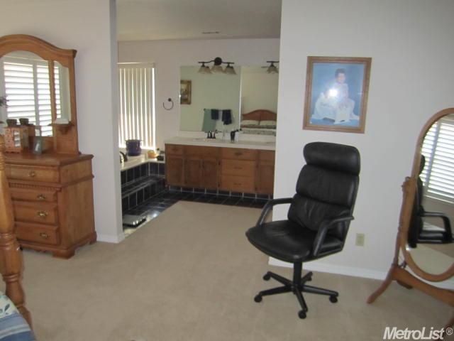 2224 Grenoble Dr, Lodi, CA 95242 photo 14