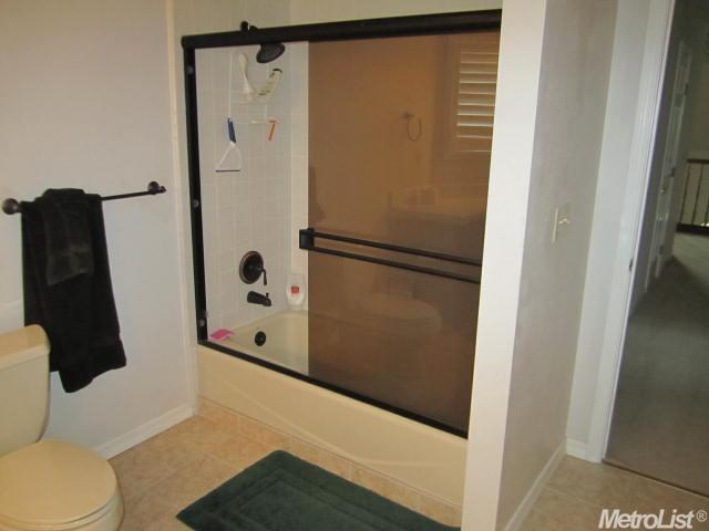 2224 Grenoble Dr, Lodi, CA 95242 photo 17