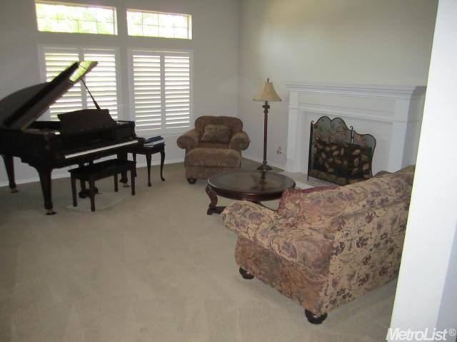 2224 Grenoble Dr, Lodi, CA 95242 photo 4