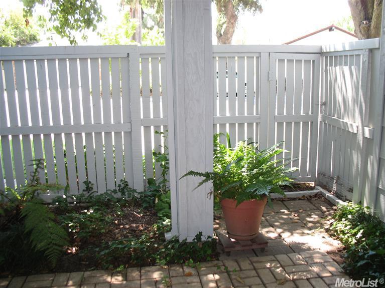2704 Sherwood #a, Modesto, CA 95350 photo 24