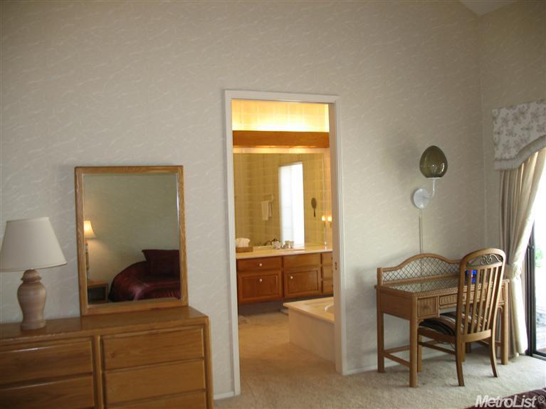 2704 Sherwood #a, Modesto, CA 95350 photo 9