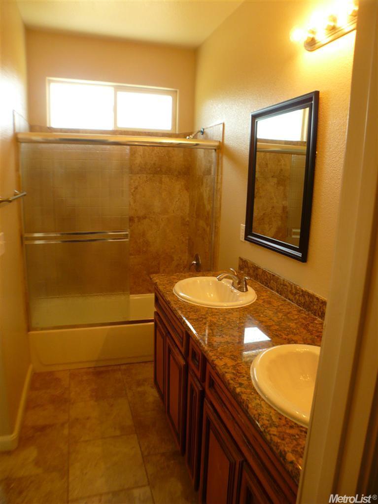 20 E South St, Tracy, CA 95376 photo 13