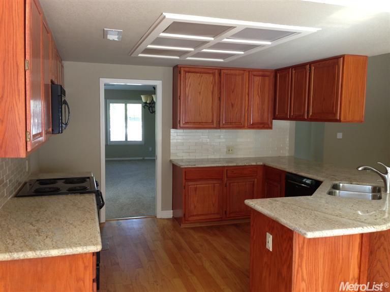 2800 Van Tuyl Pl, Modesto, CA 95356 photo 2