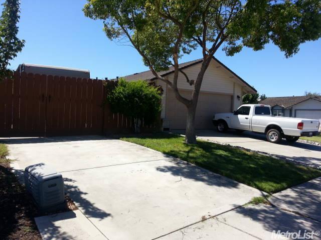 330 Bella Pl, Lathrop, CA 95330 photo 3