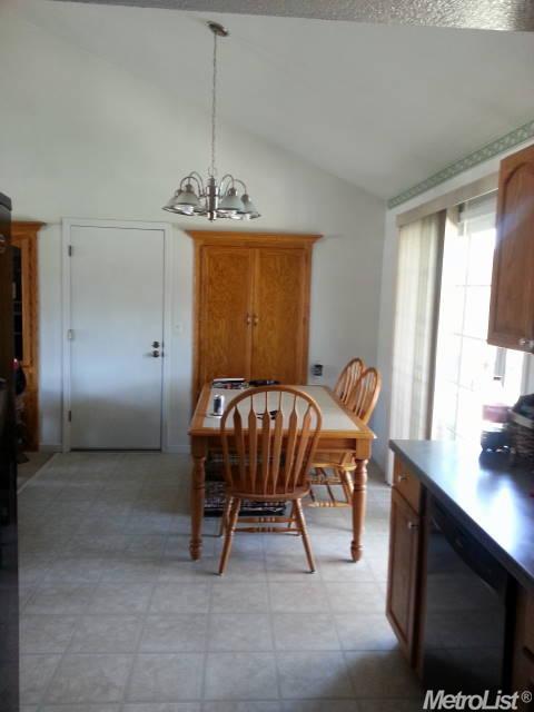 330 Bella Pl, Lathrop, CA 95330 photo 8