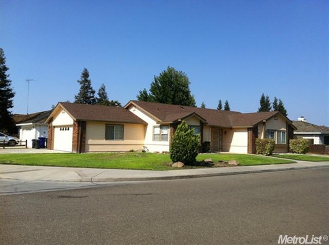 1525 Aptos Dr, Turlock, CA 95382 photo 1