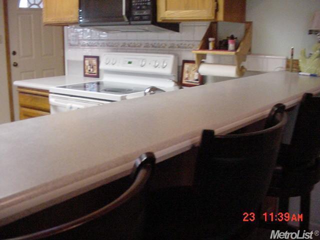 1155 Grove, Gustine, CA 95322 photo 2