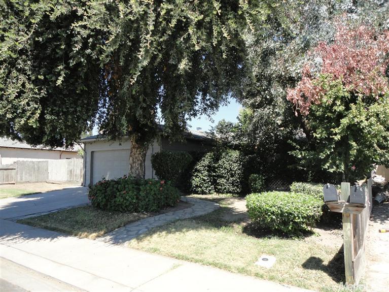 3305 Moonview Dr, Ceres, CA 95307 photo 2