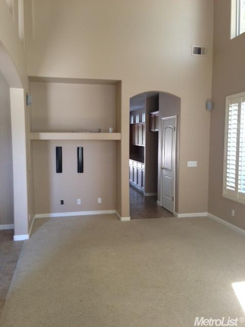 3209 Mont Cliff Ct, Modesto, CA 95355 photo 3