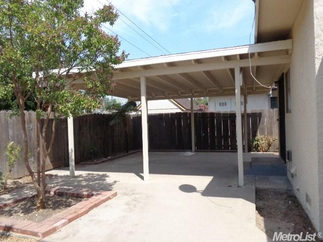 907 Helms Ln, Modesto, CA 95350 photo 18