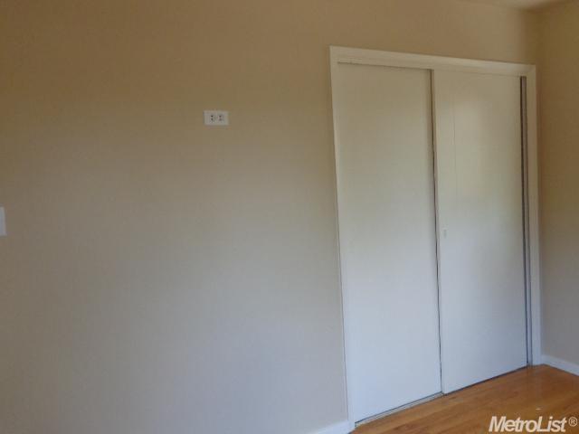 907 Helms Ln, Modesto, CA 95350 photo 9