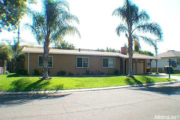 1900 Aloha Way, Modesto, CA 95350 photo 1