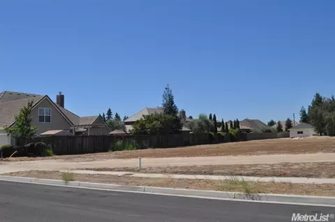 2535 Augusta Pl, Turlock, CA 95382 photo 1
