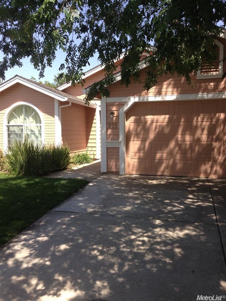 321 Becerra, Davis, CA 95618 photo 1