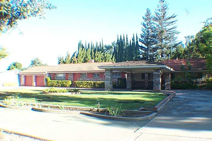 1113 E Rumble Rd, Modesto, CA 95350 photo 1