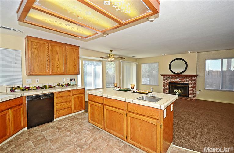 220 Mount Oso Ave, Tracy, CA 95376 photo 8