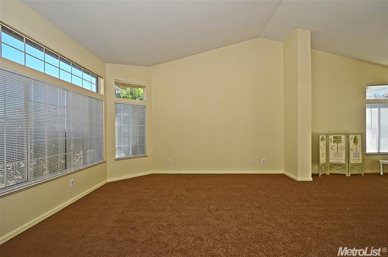 220 Mount Oso Ave, Tracy, CA 95376 photo 5