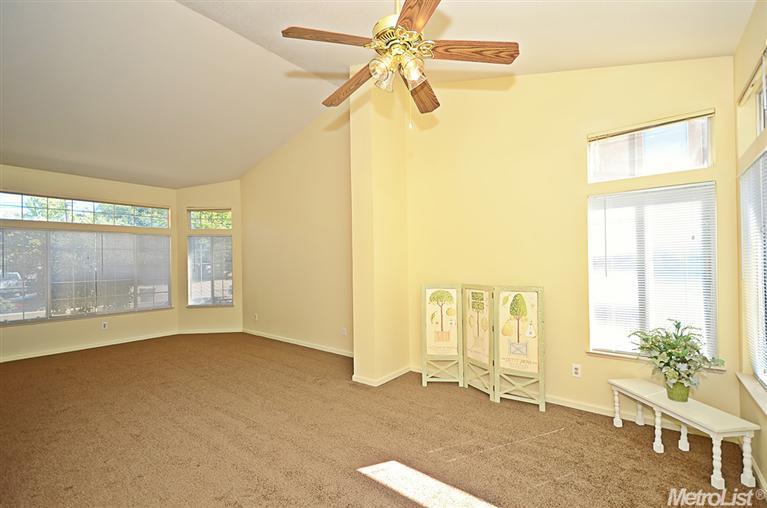 220 Mount Oso Ave, Tracy, CA 95376 photo 6
