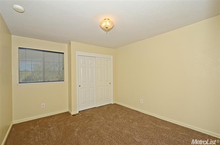 220 Mount Oso Ave, Tracy, CA 95376 photo 12