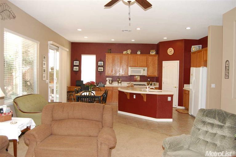 534 Bob Way, Ripon, CA 95366 photo 8
