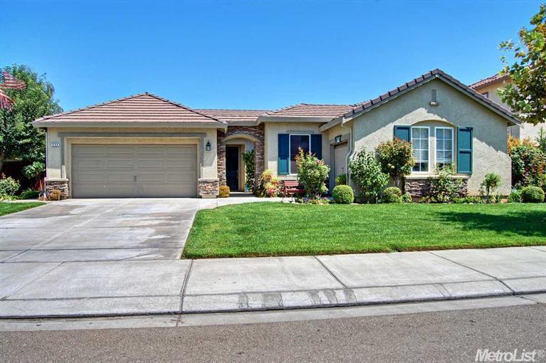 534 Bob Way, Ripon, CA 95366 photo 1
