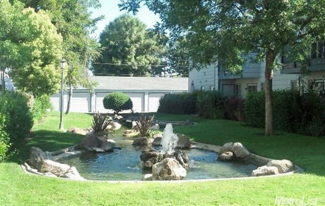 445 E Almond Dr #145, Lodi, CA 95240 photo 1