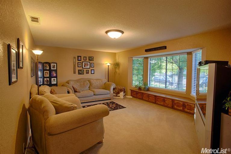 422 Lancaster Dr, Manteca, CA 95336 photo 9