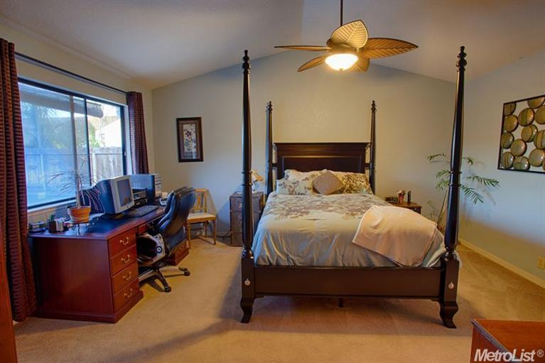 422 Lancaster Dr, Manteca, CA 95336 photo 15