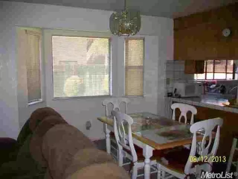 1905 Dampy Ct, Modesto, CA 95355 photo 6
