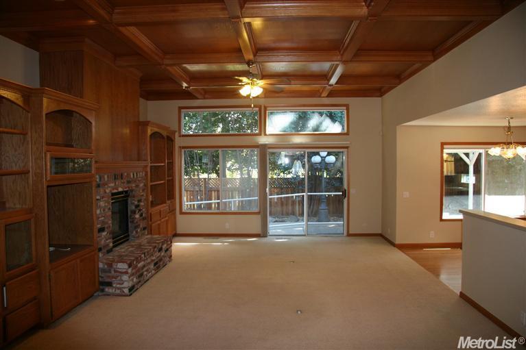 105 Jumper, Folsom, CA 95630 photo 4