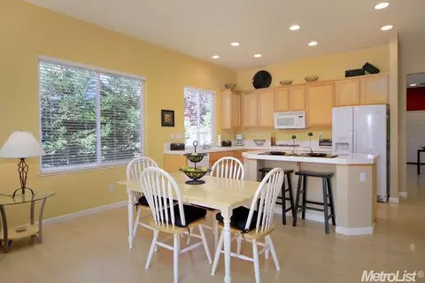 2502 Dali Pl, Davis, CA 95618 photo 6