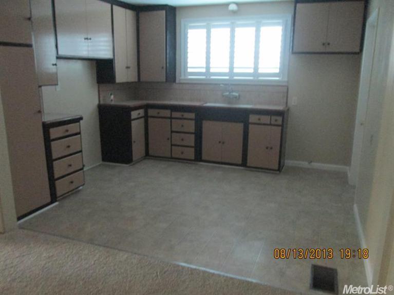 529 Esgar, Modesto, CA 95350 photo 3