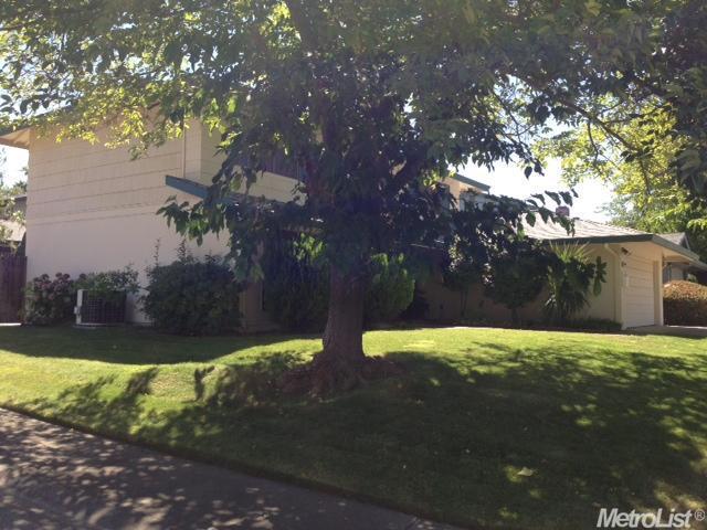 4744 Rustic Rd, Fair Oaks, CA 95628 photo 6