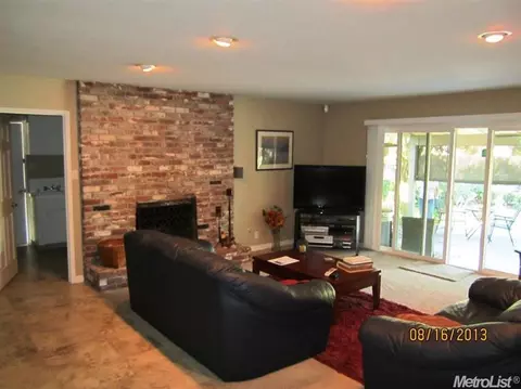1109 Springfield Way, Modesto, CA 95355 photo 3