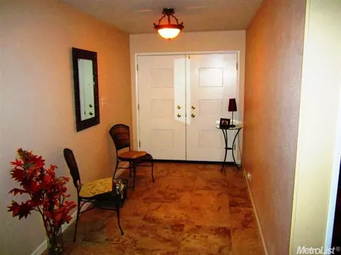1109 Springfield Way, Modesto, CA 95355 photo 2