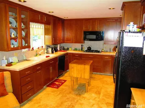 1109 Springfield Way, Modesto, CA 95355 photo 5