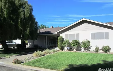 1109 Springfield Way, Modesto, CA 95355 photo 1