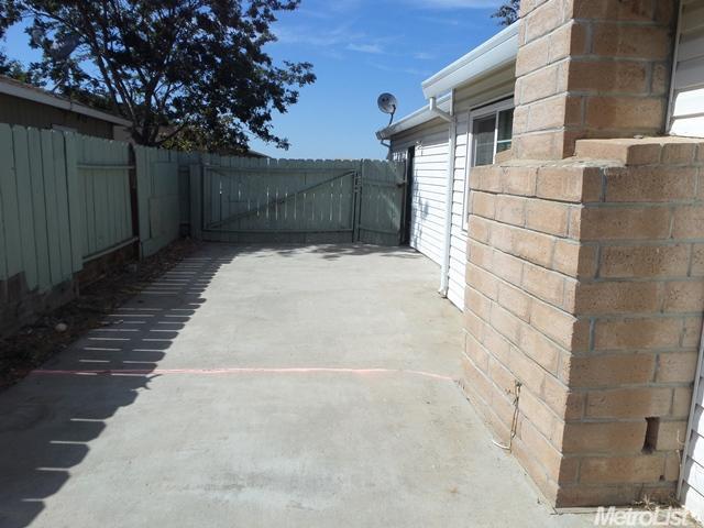 628 Walnut Ave, Patterson, CA 95363 photo 21
