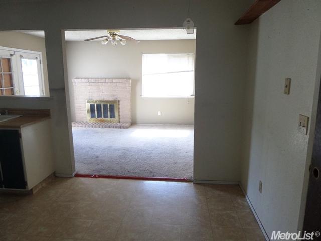 628 Walnut Ave, Patterson, CA 95363 photo 10