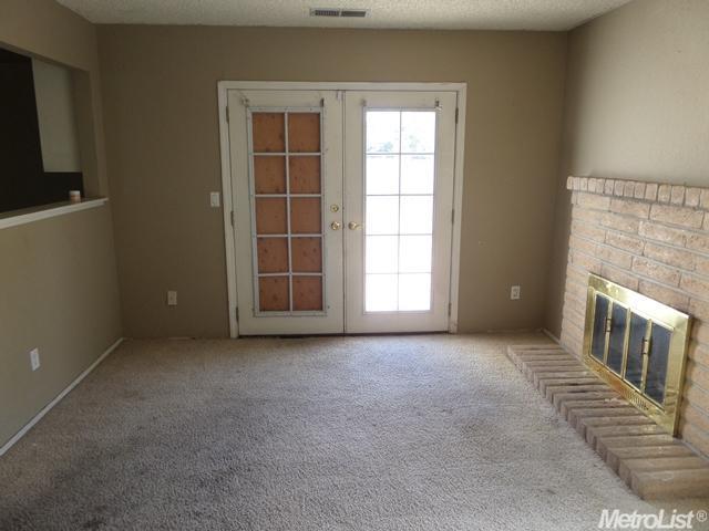 628 Walnut Ave, Patterson, CA 95363 photo 2