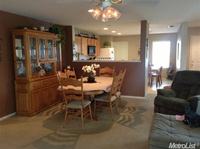 1104 Kestrel Dr, Patterson, CA 95363 photo 3
