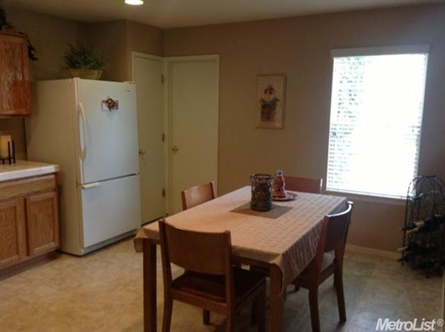 1104 Kestrel Dr, Patterson, CA 95363 photo 5