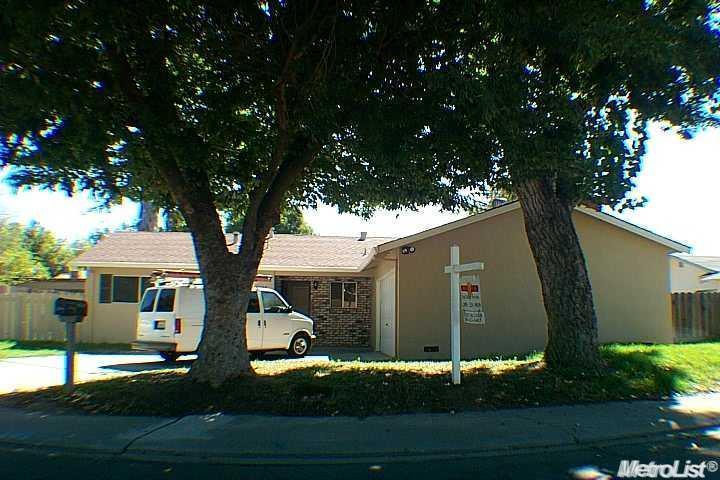 3908 Amigo Dr, Modesto, CA 95356 photo 1