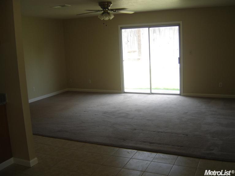 3908 Amigo Dr, Modesto, CA 95356 photo 3
