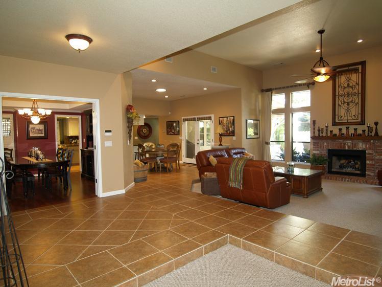 2617 Van Gogh Dr, Modesto, CA 95356 photo 4
